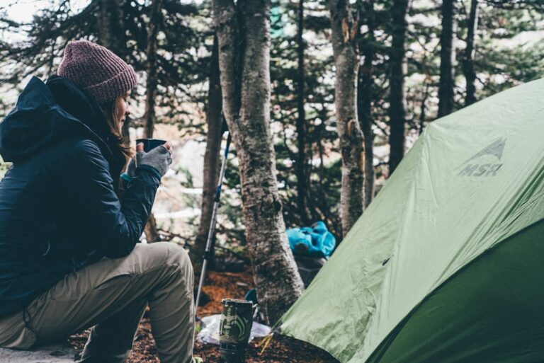How to Choose the Right Camping Equipment for Beginners