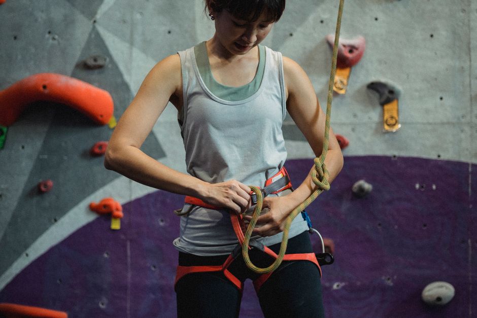 The Ultimate Guide to Choosing Quality Climbing Gear Online The Ultimate Guide to Choosing Quality Climbing Gear Online